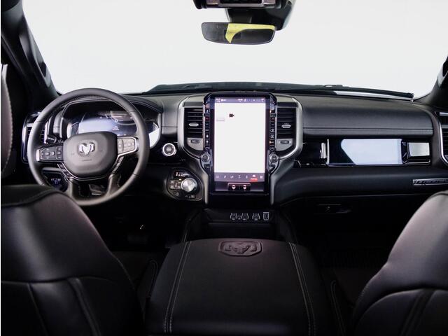 Dodge 1500 Ram 3.0 Hurricane Crew Cab Black Rebel Night | Leder interieur | Elektrische laadklep | Pano | Adaptieve CC |
