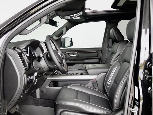 Dodge 1500 Ram 3.0 Hurricane Crew Cab Black Rebel Night | Leder interieur | Elektrische laadklep | Pano | Adaptieve CC |