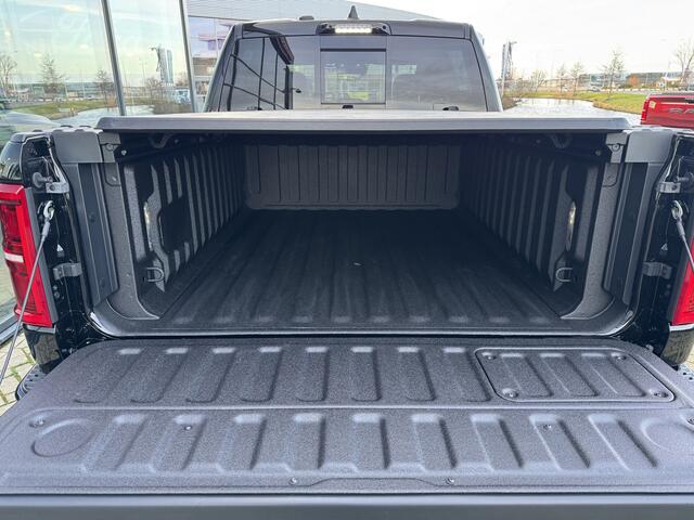 Dodge RAM PICKUP Limited Night 3.0 HURRICANE | Massage stoelen | Pano | H&K | Passenger Screen
