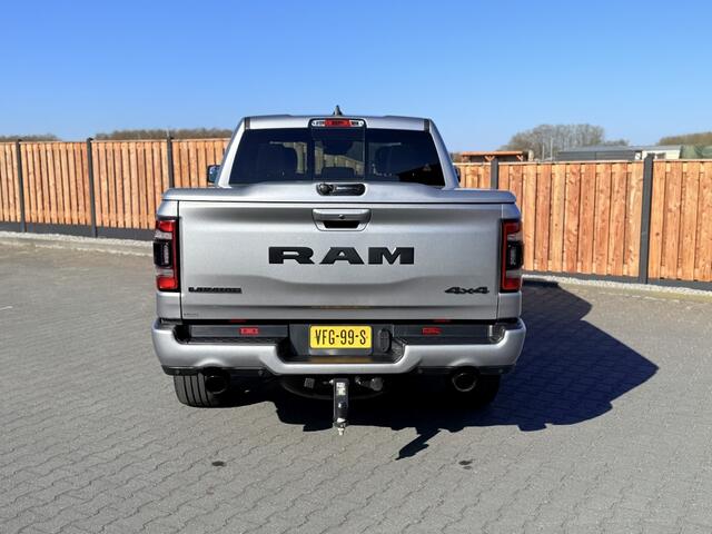 Dodge RAM PICKUP 5.7 V8 4x4 CC Laramie Night HEMI V8 401PK 360 pano Luchtvering!