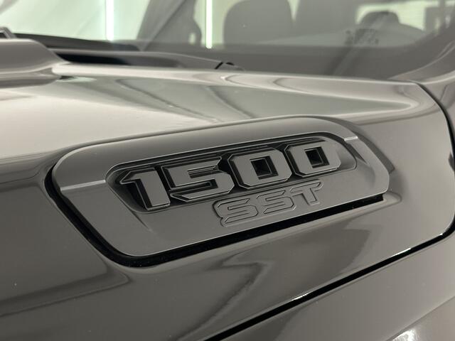 Dodge RAM PICKUP MY25 Night SST 3.0L TT 420pk 636Nm koppel