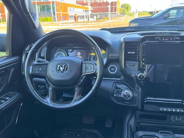 Dodge RAM PICKUP 5.7 V8 4x4 Crew Cab Limited Night NL-AUTO