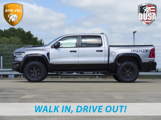 Dodge RAM PICKUP | RHO | 3.0L Twin-Turbo I6 | 4x4 | Crew Cab Night Edtion | Panoramadak | 14,4-inch Touchscreen | Passenger Display | Getoonde accessoires zijn verkrijgbaar tegen meerprijs