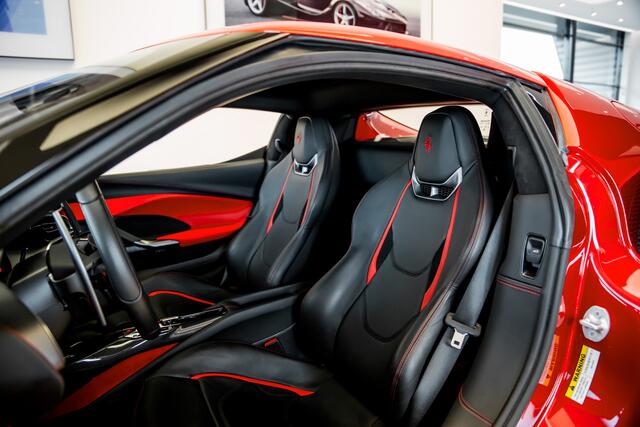 Ferrari 296 GTB ~Ferrari Munsterhuis~