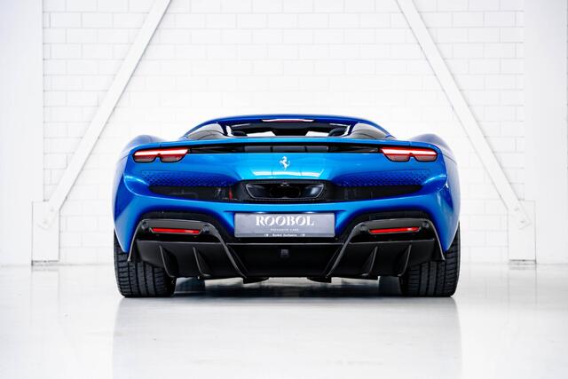 Ferrari 296 GTS 3.0 V6 Blue Corsa l Carbon | Lift