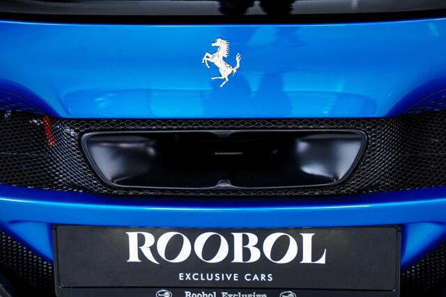 Ferrari 296 GTS 3.0 V6 Blue Corsa l Carbon | Lift