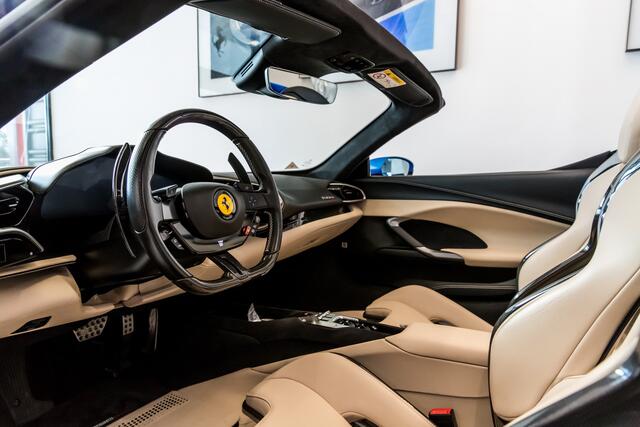 Ferrari 296 GTS ~Ferrari Munsterhuis~