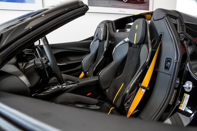 Ferrari 296 GTS ~Ferrari Munsterhuis~