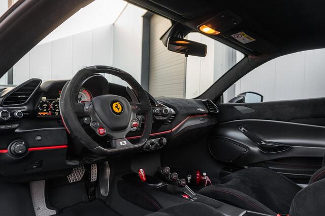 Ferrari 488 Pista Piloti - Nero Daytona - Tailor Made - Origineel NL