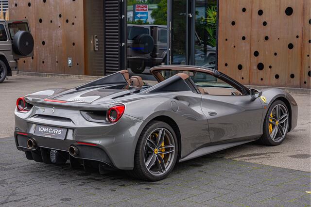 Ferrari 488 3.9 Spider HELE | Nieuwe Service | New Power | Carbon | Hist. Colour | Elektr. Stoelen |