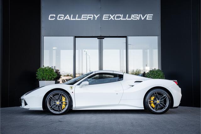 Ferrari 488 3.9 Spider HELE - Passenger Display | Lift | Camera | Carplay