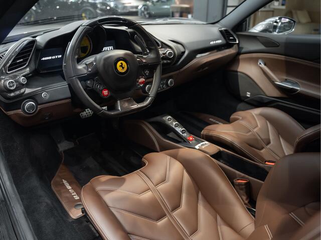 Ferrari 488 3.9 GTB HELE Full Carbon + Seats 3.9 GTB HELE Lift-System