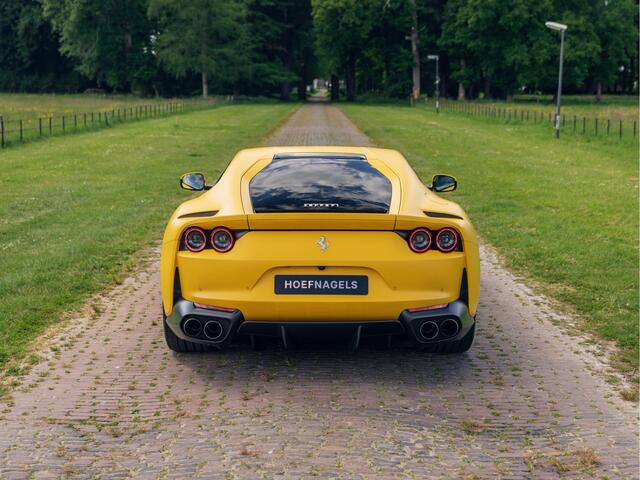 Ferrari 812 6.5 V12 Superfast, Giallo Opaco, Full Matte Carbon Exterior