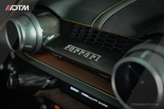 Ferrari 812 GTS 6.5 V12 HELE | Rosso Magma | Carbon | Lift | Passenger Display |