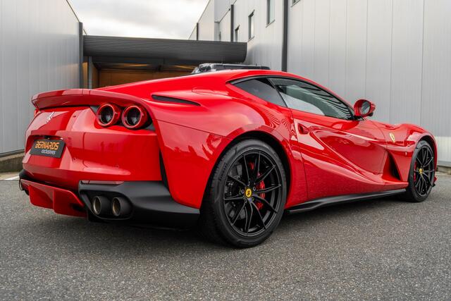 Ferrari 812 Superfast - Rosso Corsa | LIFT | JBL | PDIS | CARBON LED
