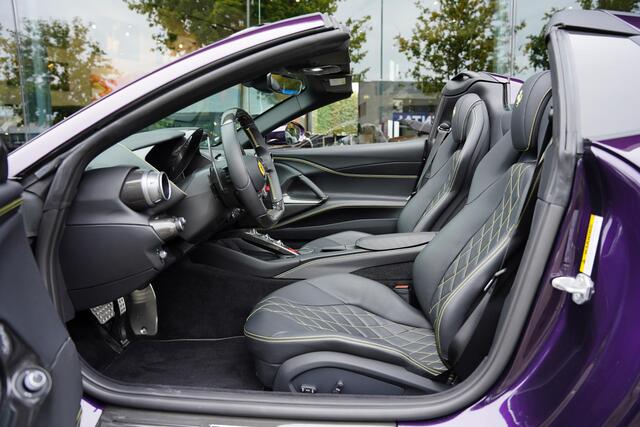 Ferrari 812 GTS 6.5 V12 HELE Viola Hong Kong Carbon Lifting