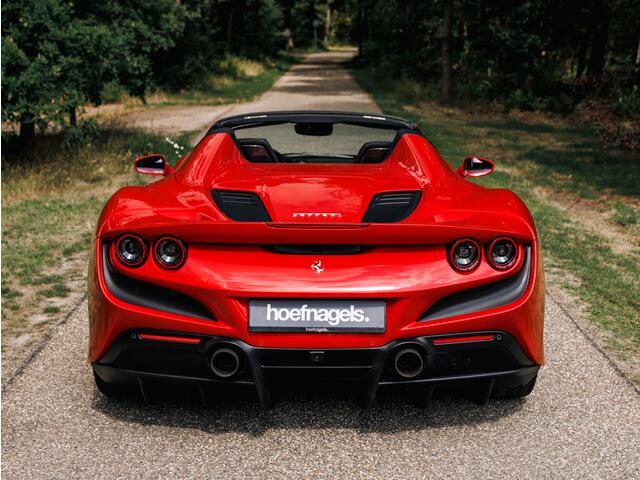 Ferrari F8 Spider 3.9 V8 F1 2007 Full Carbon Lift