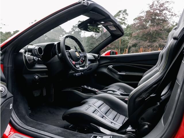 Ferrari F8 Spider 3.9 V8 F1 2007 Full Carbon Lift