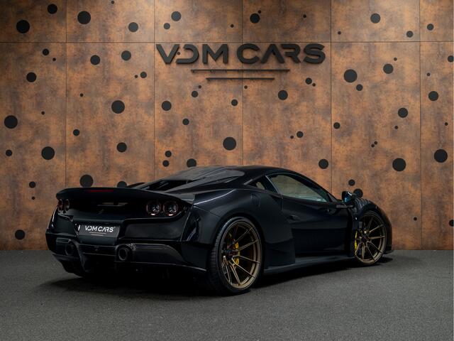 Ferrari F8 Tributo 3.9 V8 HELE | NOVITEC N-LARGO | Widebody | Carbon | 796 PK | Novitec Exhaust | LIFT |