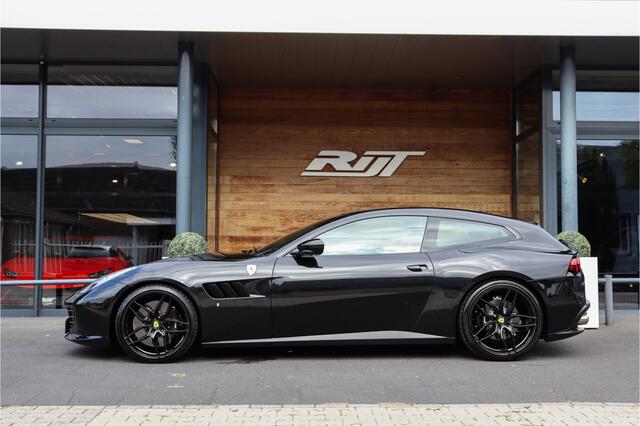 Ferrari GTC4 Lusso Turbo 3.9 V8 **APPROVED/Lift/360 camera/Pano/Ceramic/Carplay/21/22inch**