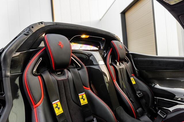 Ferrari LaFerrari Aperta V12 - Nero Daytona - Delivery kilometers