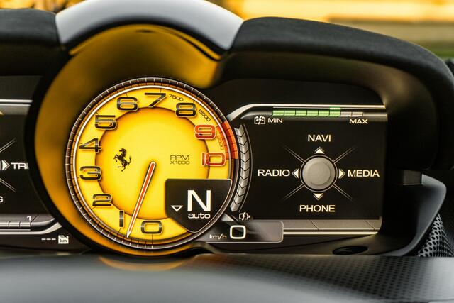 Ferrari LaFerrari Aperta V12 - Nero Daytona - Delivery kilometers