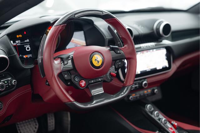 Ferrari Portofino 3.9 V8 | Full Carbon | Pass Display |
