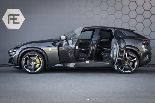 Ferrari Purosangue 6.5 V12 | NEW | NO REGISTRATION | 135K OPTIONS | CARBON WHEELHOUSE, R+F DIFFUSERS, UNDERDOOR, MIRRORS, DOORPANELS, KICKPLATE, CENTRE CONSOLE, FRONT SPOILER, STEERING WHEEL HEATED INCL LEDS | PANORAMIC ROOF | FRONT LIFT | BLACK TAILPIPES | VENTI MASSAGE RE