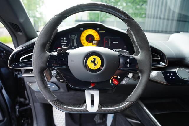 Ferrari Purosangue 6.5 V12 Full Carbon Pack Lifting Panoramadak