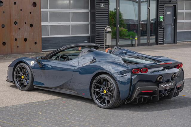 Ferrari SF90 Spider 4.0 V8 | CARBON (12x) | CarPlay | Lift | AFS | Two-Tone |