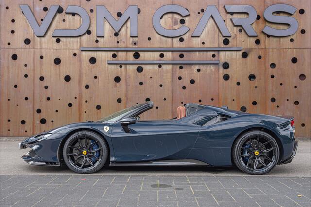 Ferrari SF90 Spider 4.0 V8 | CARBON (12x) | CarPlay | Lift | AFS | Two-Tone |