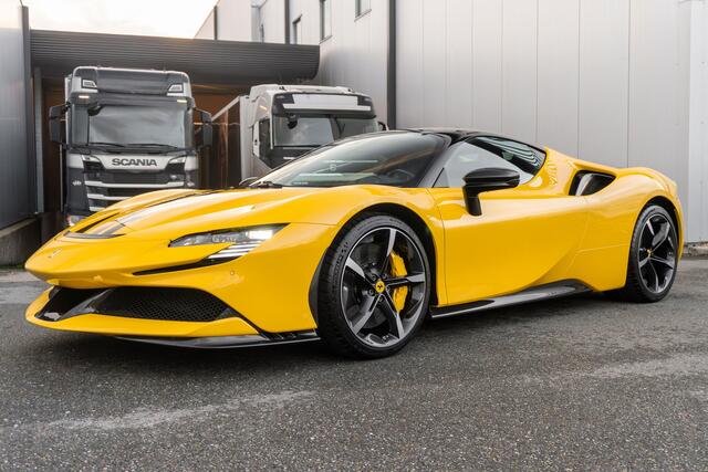 Ferrari SF90 Stradale V8 Assetto Fiorano - Giallo Modena