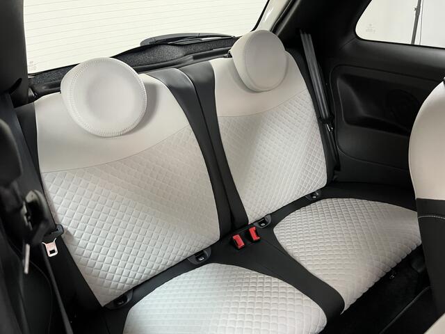 Fiat 500 1.0 Hybrid Dolcevita 70 PK Climate & Cruise Control / PDC / Carplay / Navi / Half leder / Panoramadak