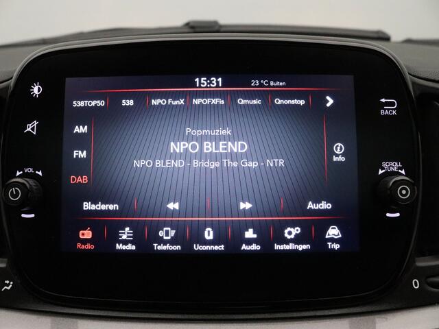 Fiat 500 70pk Hybrid Dolcevita Climate | Carplay | Parkeersens. achter | Panoramadak