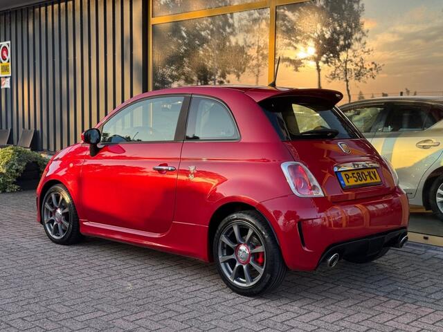 Fiat 500 1.4 T-Jet Abarth Ela