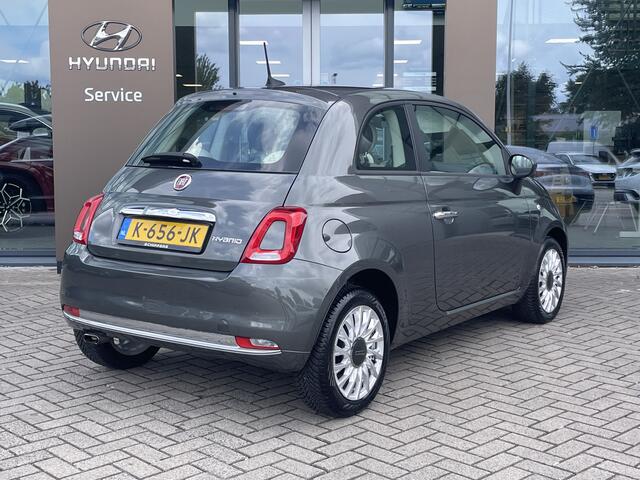 Fiat 500 1.0 Hybrid Lounge | Navigatie via Apple Car Play