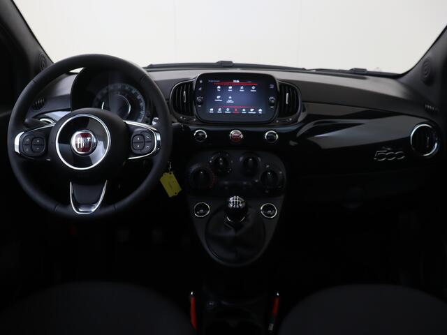Fiat 500 1.0 Hybrid Dolcevita Finale Lage Kilometers | Panorama Dak | Apple carplay | Android auto