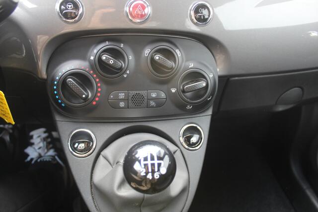 Fiat 500 1.0 Hybrid Club Apple carplay / Android auto l 15" velgen l Airco l Cruise control VDL auto