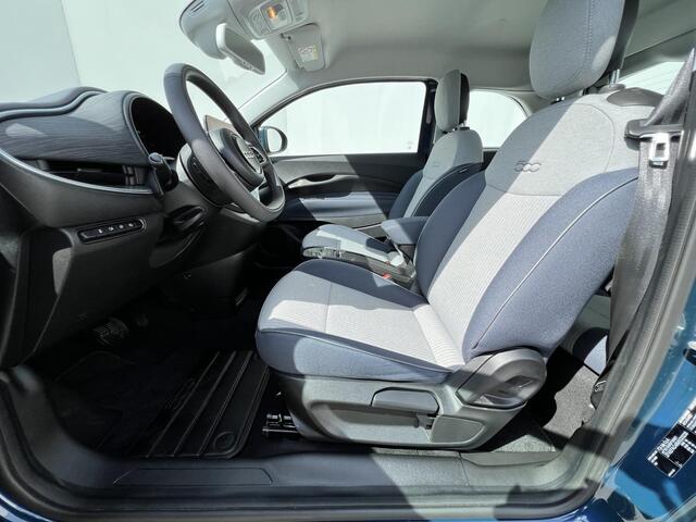 Fiat 500 Icon 42 kWh / 500e / WLTP bereik 317 km / 3 fase laden / Navigatie ook in dashboard (Virtual Cockpit) / Cruise control / Apple Carplay / Android Auto / Climate control / Parkeersensoren achter / Magic-eyes / 16" Lichtmetalen wielen /