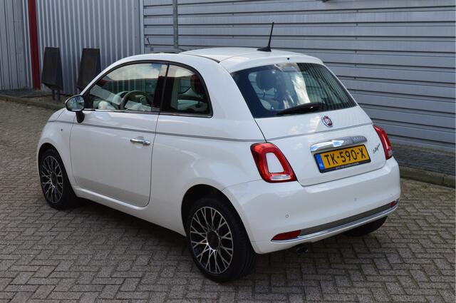 Fiat 500 0.9 TwinAir Turbo Collezione O.a: PDC, Cruise, Navi, Clima, Carplay, DAB, Etc. All-in prijs!