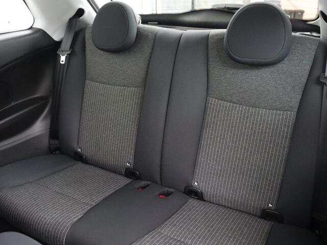 Fiat 500 Icon 42 kWh | Stoelverwarming | Camera | Carplay | Full LED | Navigatie | Dodehoek detectie | Climate control | Cruise control | Keyless | DAB