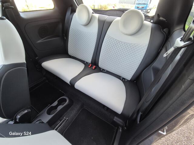 Fiat 500 Dolsevita / Navigatie Hybride. Panoramadak