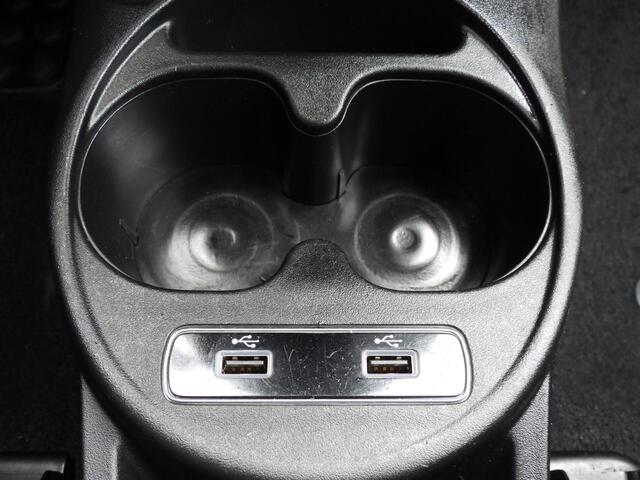 Fiat 500C 1.0 Cabrio Hybrid Dolcevita NAVI/AIRCO/CRUISE/PDC/LMV!