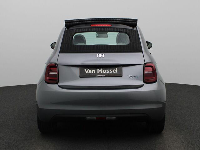 Fiat 500C La Prima 42 kWh Cabriotop| BTW| Automaat | WLTP 320 km| Navigatie| Achteruitrijcamera| Cruise & Climate Control| DC lader| Stoelverwarming