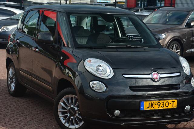 Fiat 500L 0.9 TwinAir Lounge Nederlandse auto 113766 NAP laatste beurt bij 102000km met oa pdc trekhaak cv ecc navigatie cruise control.