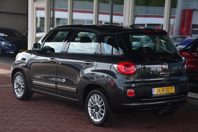 Fiat 500L 0.9 TwinAir Lounge Nederlandse auto 113766 NAP laatste beurt bij 102000km met oa pdc trekhaak cv ecc navigatie cruise control.