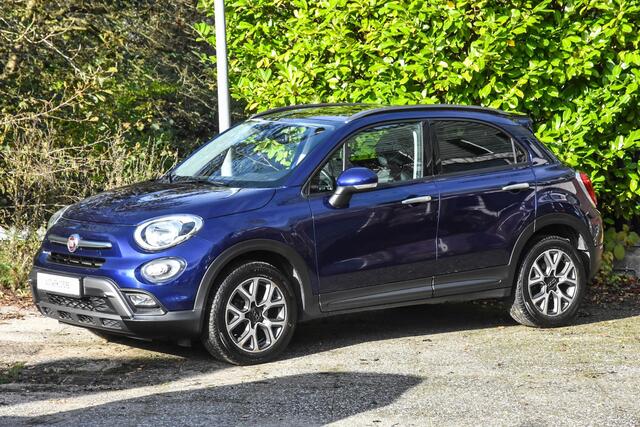 Fiat 500X 1.4 Turbo MultiAir Lounge automaat / zwart leer/stof / stuurverwarming / stoelverwarming / airco / cruise control / navi / USB / privacy glass achter