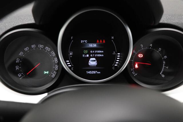 Fiat 500X 1.4 Turbo MultiAir Lounge | VISIBILITY PACK | DAB | NAVIGATIE | TREKHAAK