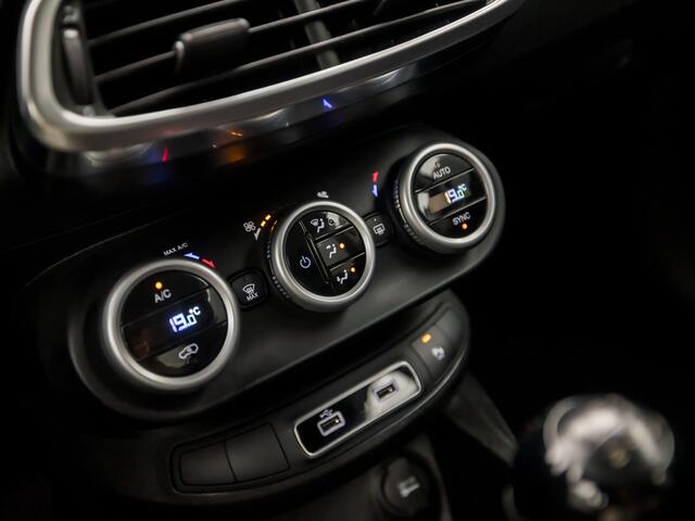 Fiat 500X 1.0 GSE Lounge (APPLE CARPLAY, GROOT NAVI, CLIMATE, KEYLESS, LEDER, GETINT GLAS, SPORTSTOELEN, DAB+, CRUISE, PARKEERSENSOREN, NIEUWSTAAT)