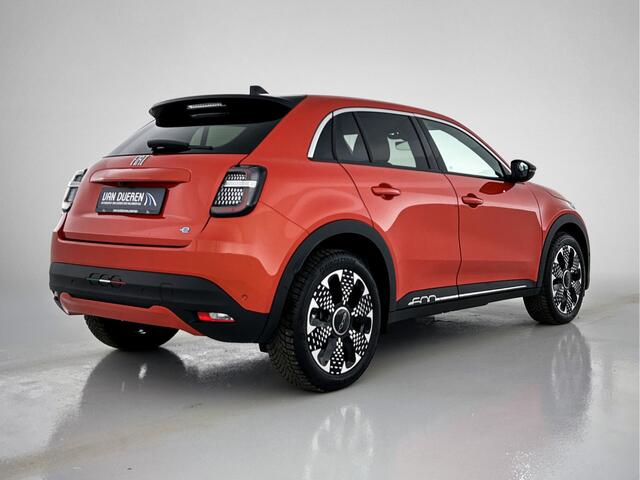 Fiat 600 600e La Prima 54 kWh Leder, Carplay, Adaptive Cruise